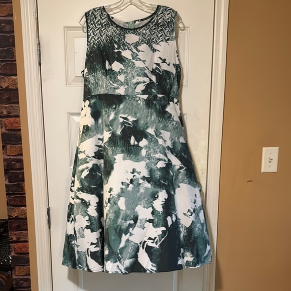 Dresses Elegant Green And White Dress Poshmark — free download